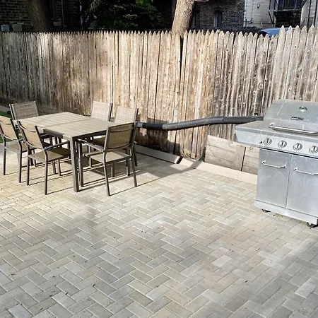 Lincoln Park Apartment With Backyard! Chicago Exterior foto